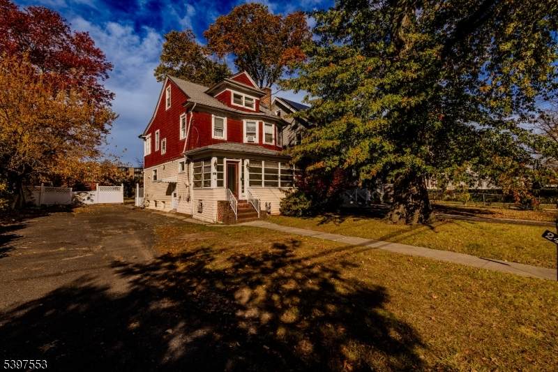 248 W 3Rd Ave - Photo 1