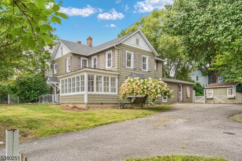 29 Walnut St - Photo 1