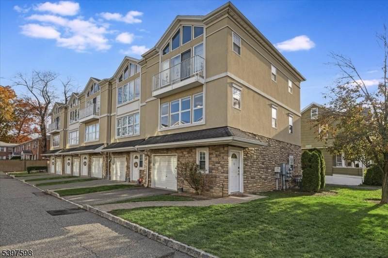 14 Central Ave Unit 1 - Photo 1