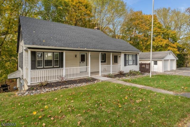 324 Tunnel Rd - Photo 1