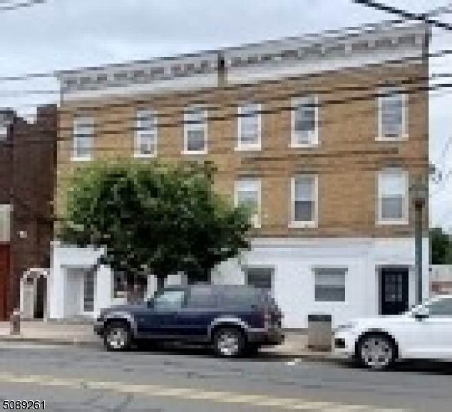 14 W Somerset St - Photo 1