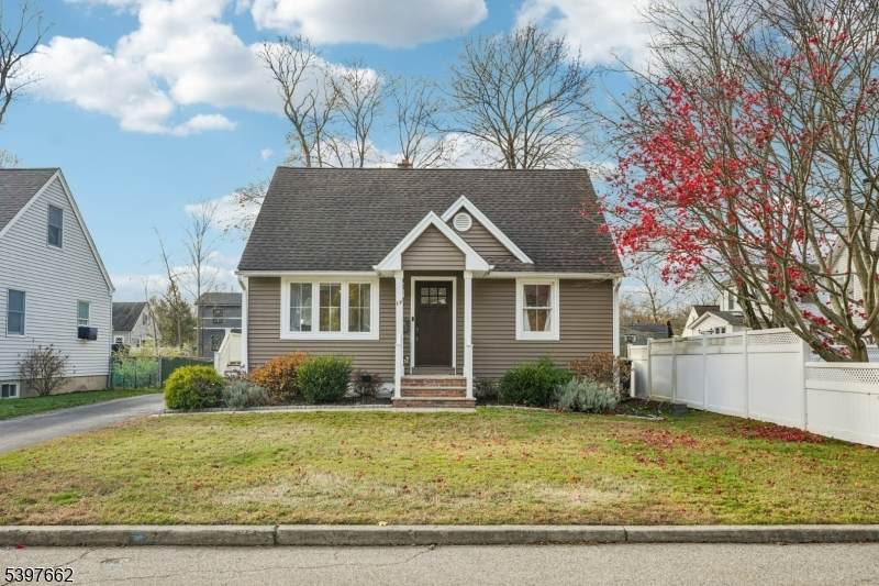 17 Walnut St - Photo 1