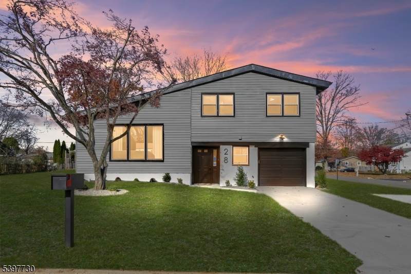 28 Brattle St - Photo 1