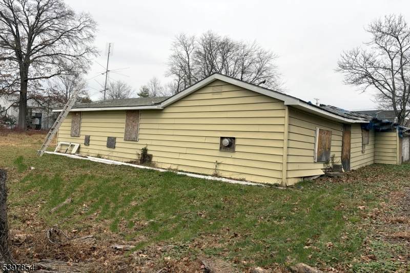 8 Reasoner Ln - Photo 1