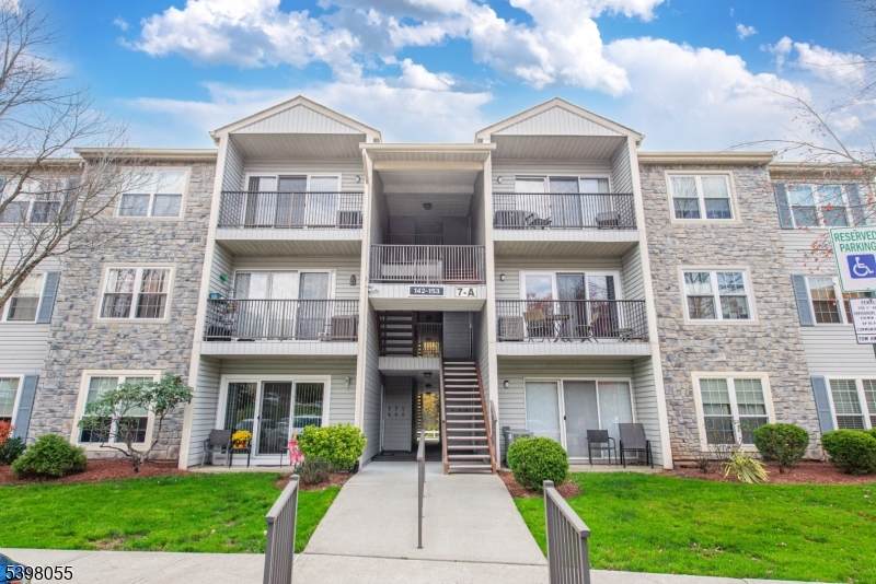 145 Robertson Way - Photo 1