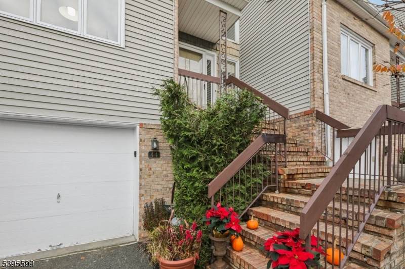 44 Averell Dr - Photo 1