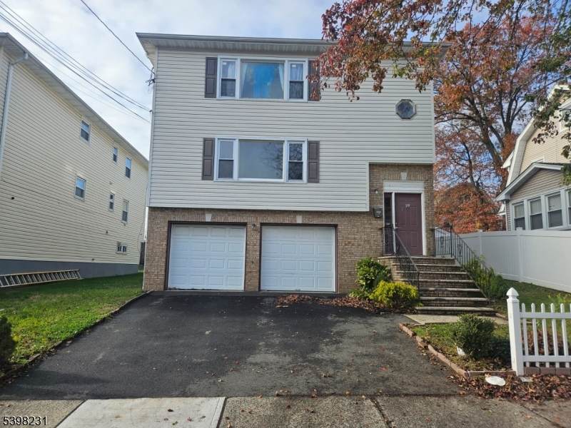 99 Chapman Pl - Photo 1