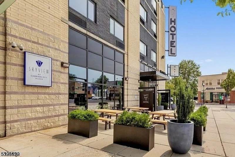 1 Carriage City Plz U613 - Photo 1