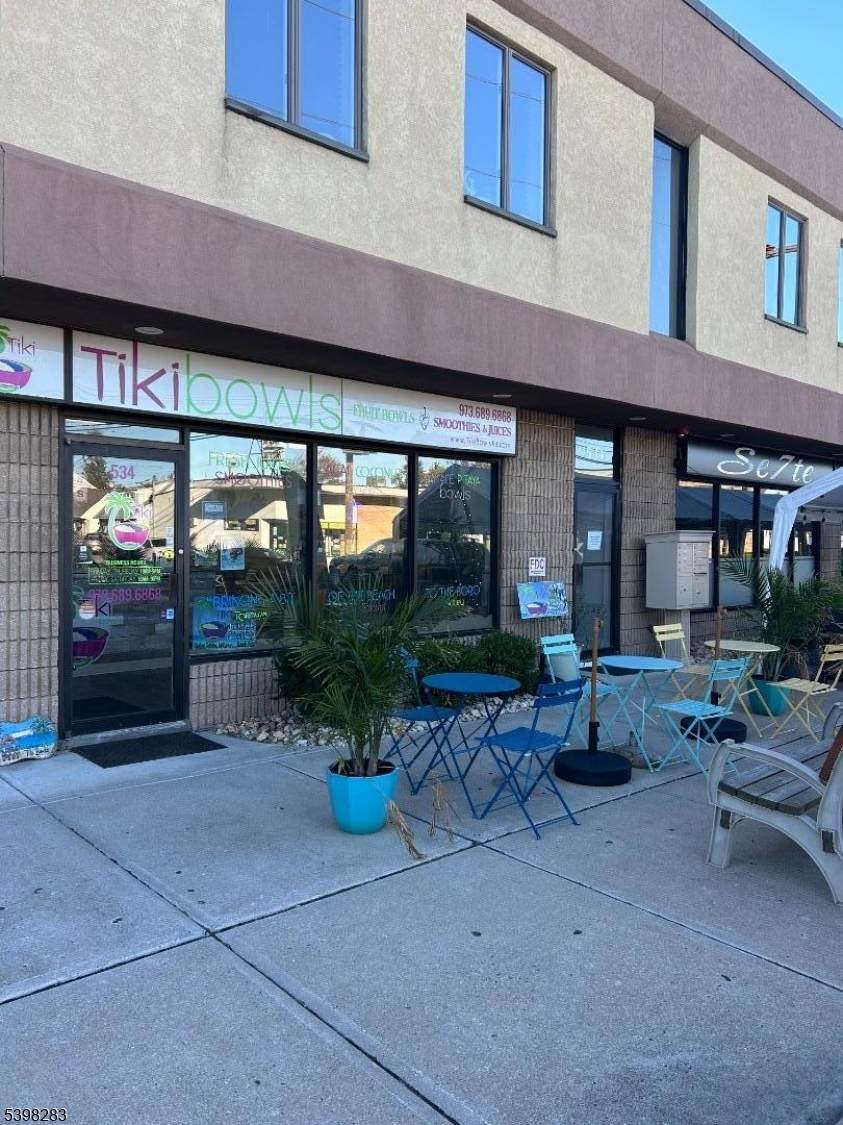 534 Union Blvd - Photo 1