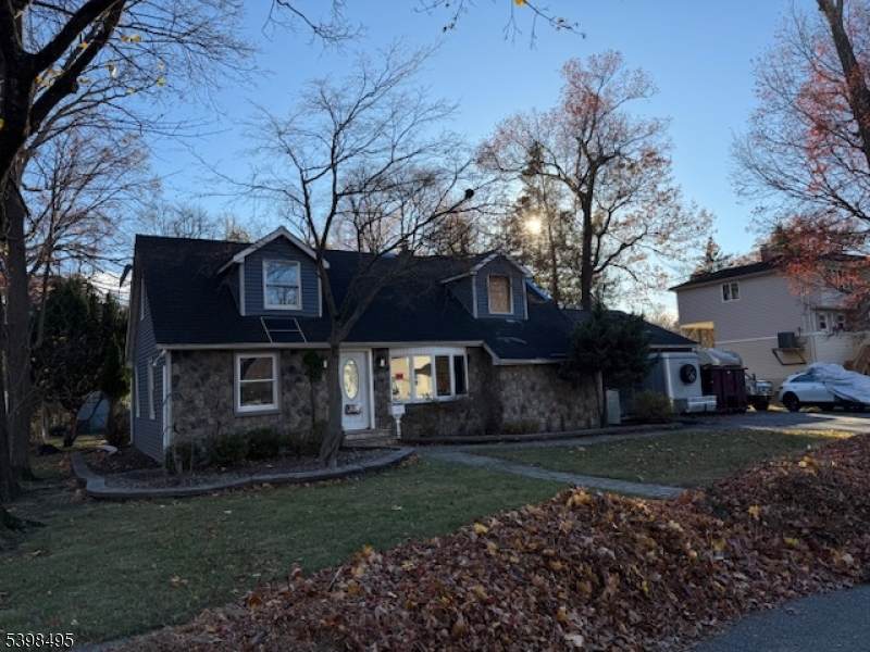 43 Madison St - Photo 1