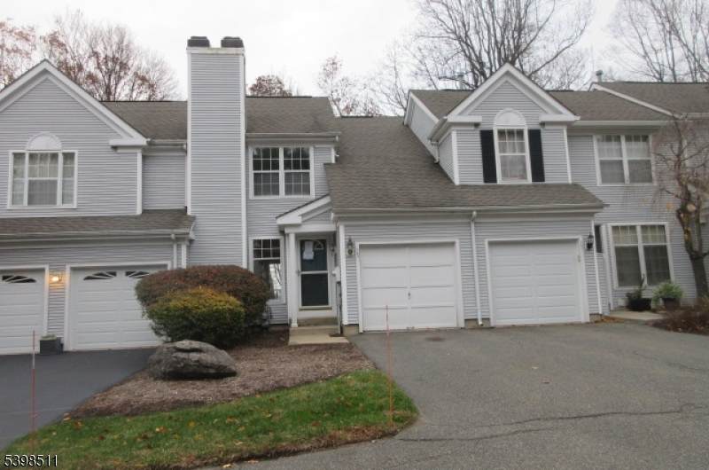 15 Ajax Ct - Photo 1