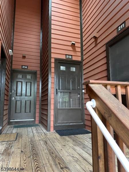 212 Village Cmns - Photo 1