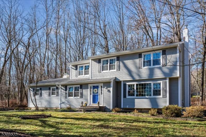 9 Shadetree Pl - Photo 1