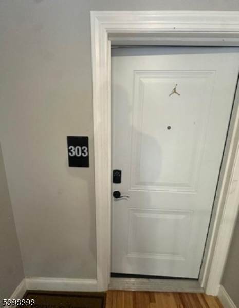 474 10Th Ave - Photo 1