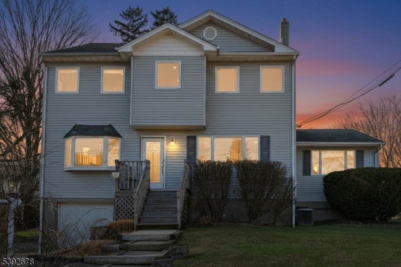 8 Tyler Pl - Photo 1