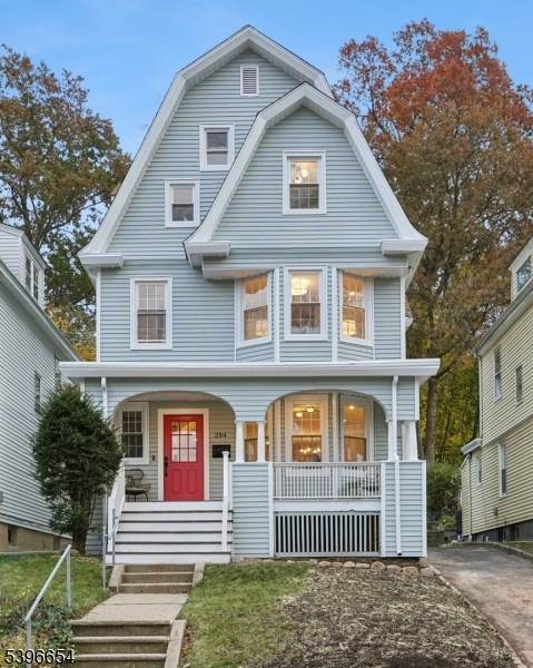 254 Academy St - Photo 1