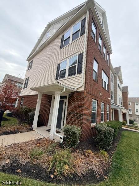 101 Truman Dr - Photo 1