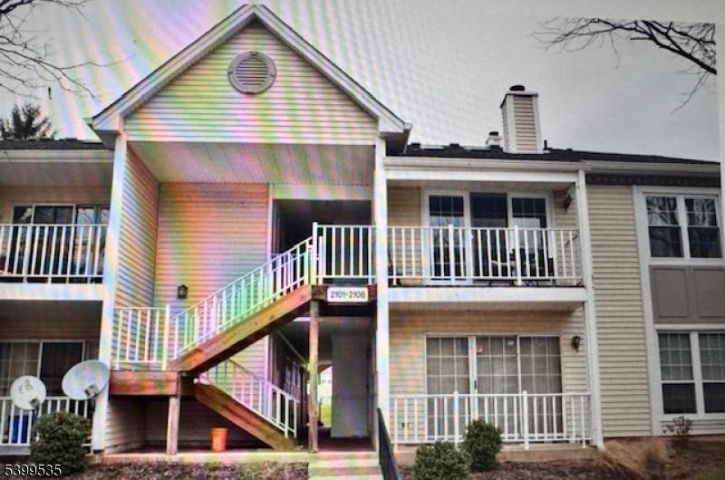 2106 Doolittle Drive - Photo 1