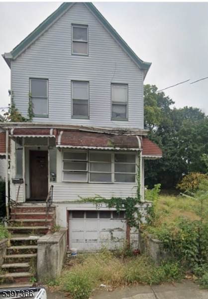 423 Highland Ave - Photo 1