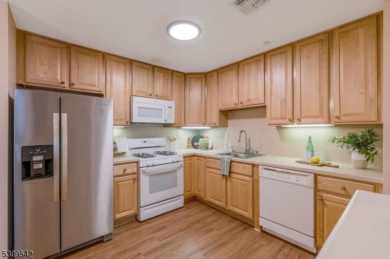 110 Barrister Dr - Photo 1