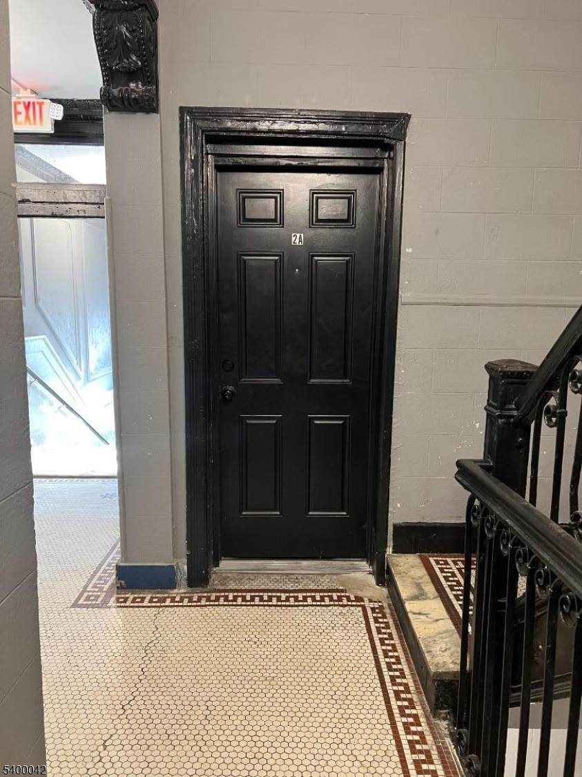 715 Arlington Ave - Photo 1