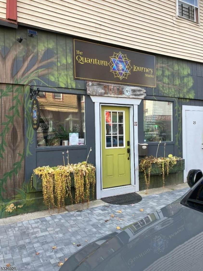 19 Main St - Photo 1