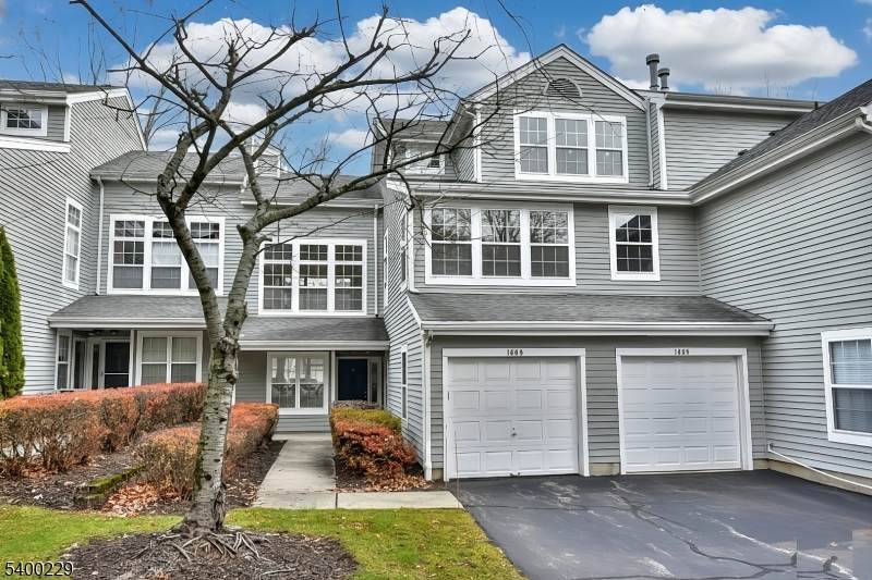 1499 Cornwall Rd - Photo 1