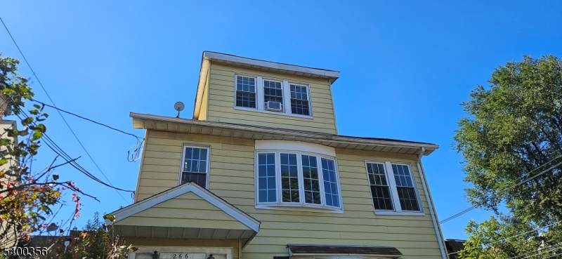 264 Pomona Ave - Photo 1