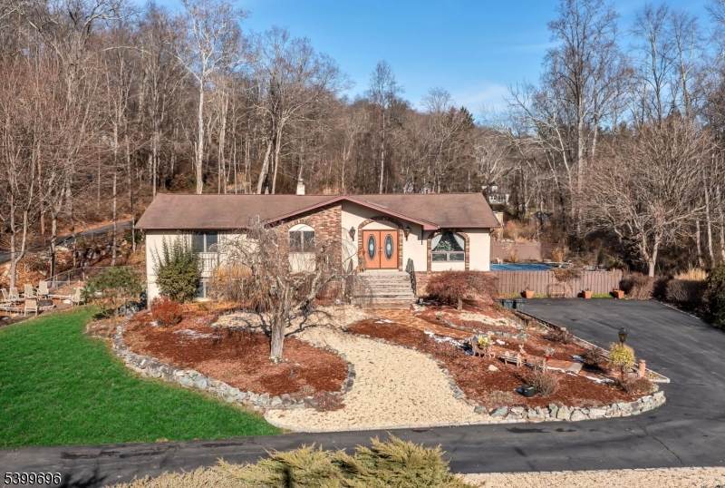 174 Conklintown Rd - Photo 1