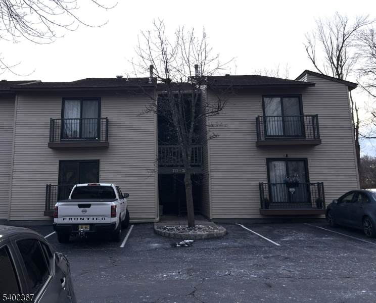 314 Spruce Hills Dr - Photo 1