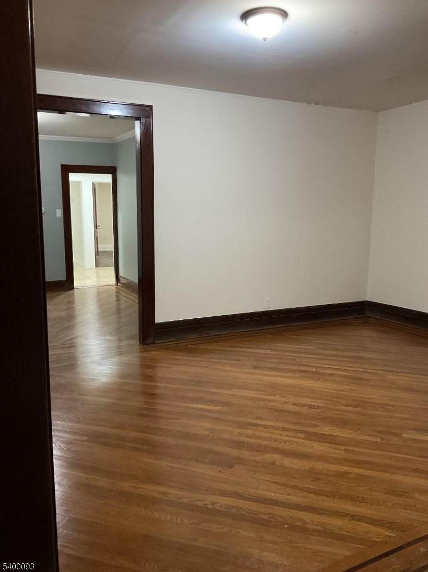 109 Grand Ave - Photo 1