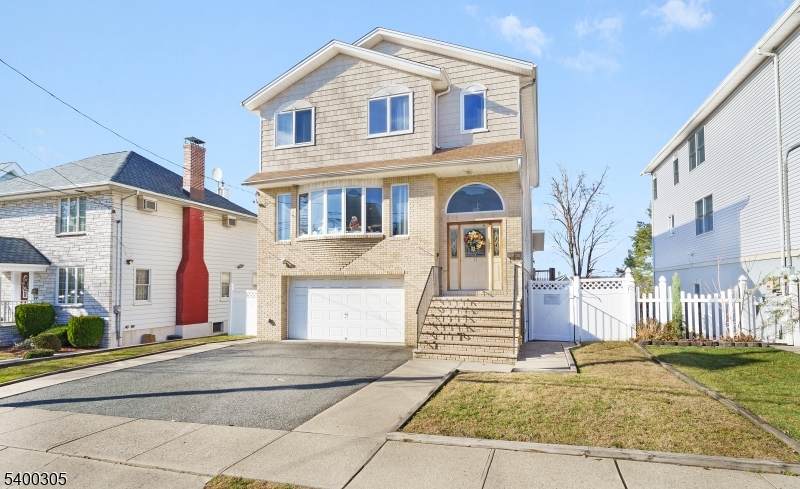 17 Pleasant Pl - Photo 1