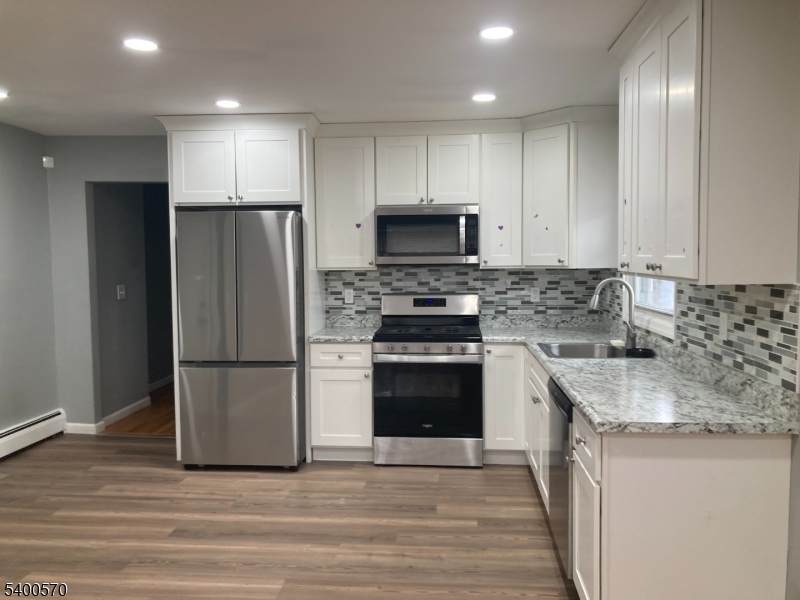 317 Ashton Ave - Photo 1