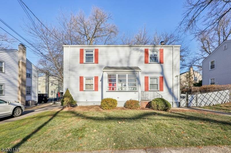 73 Horton Ave - Photo 1