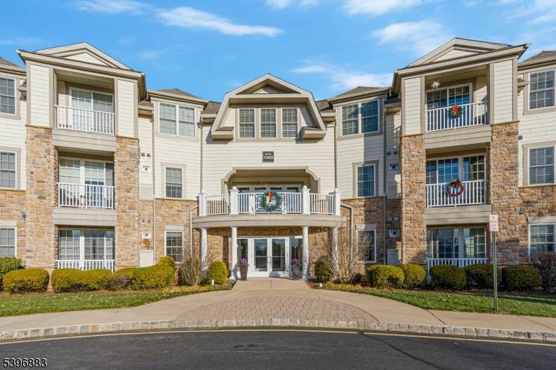 353 Victoria Drive - Photo 1