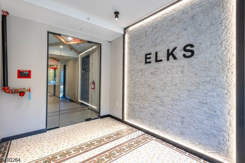 75 S Main St - Photo 1