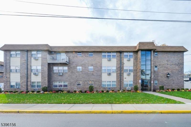 199 Bergen Turnpike - Photo 1