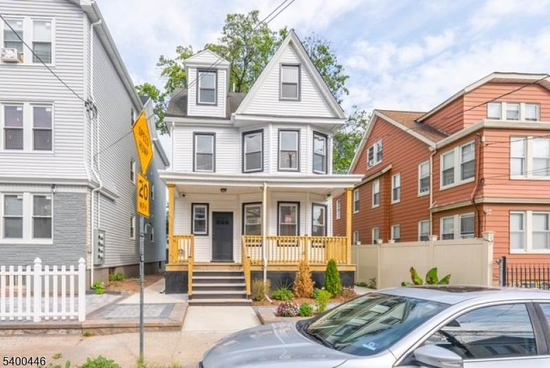 32 Palm St - Photo 1