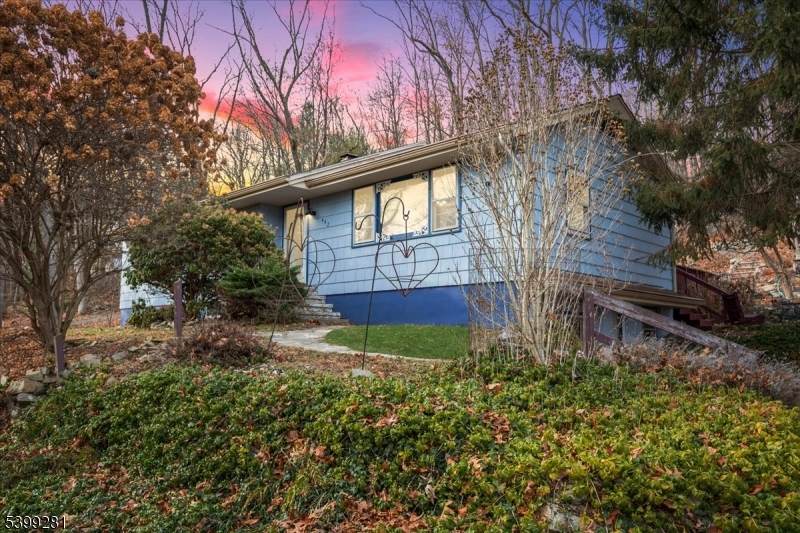 442 Little Brook Road - Photo 1