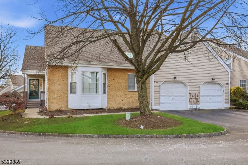 254 Crescenzi Ct - Photo 1