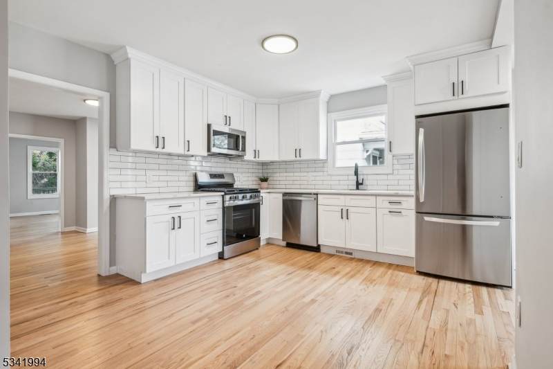 21 Hillside Ave - Photo 1