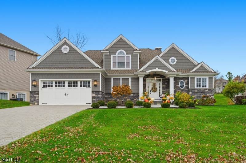 14 Country Ln - Photo 1