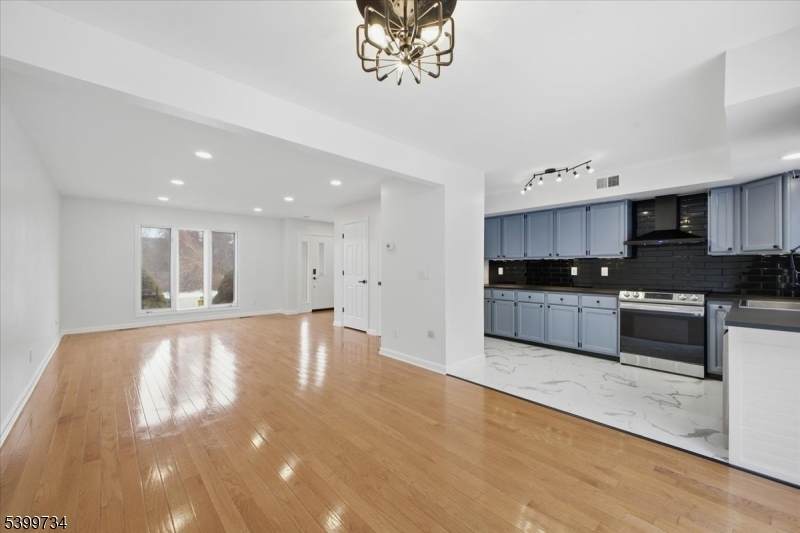 103 Cheyenne Rd - Photo 1