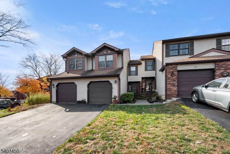 110 Bayberry Dr - Photo 1