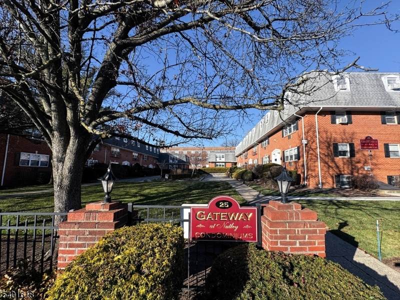 25 River Rd - Photo 1