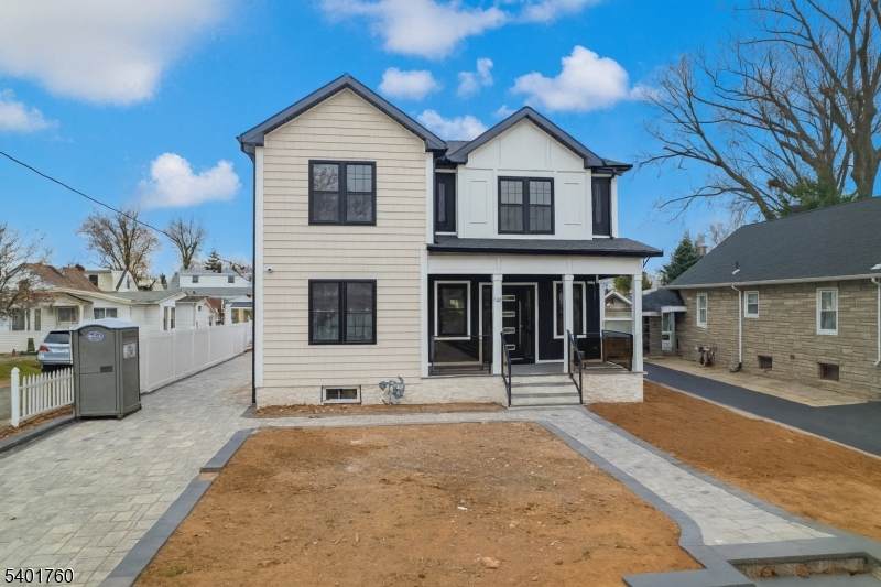 83 Madison Ave - Photo 1