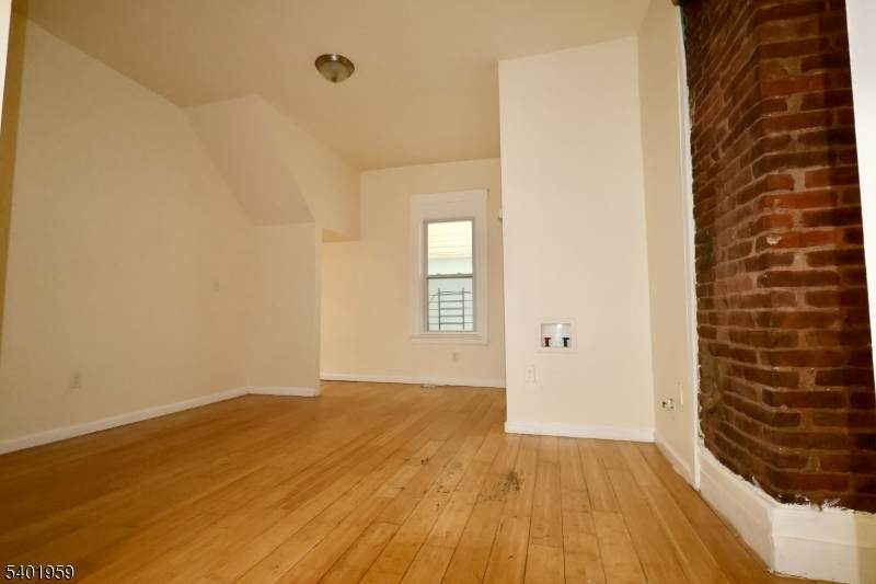 14 Wainwright St - Photo 1