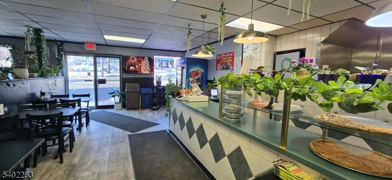 123 Contact Agent - Photo 1