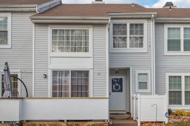 23 Borelle Square - Photo 1