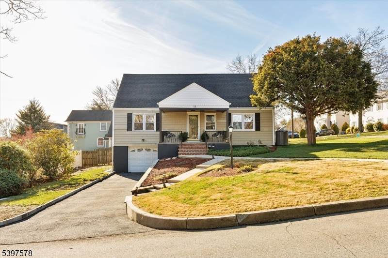 15 Princeton Pl - Photo 1